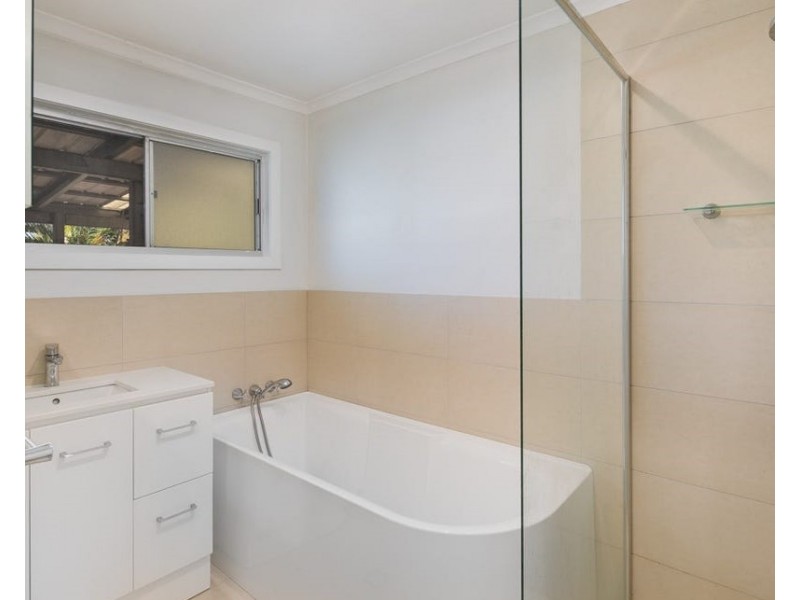 12 Christine Court, Cleveland QLD 4163