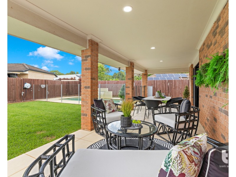 60 Sunningdale Drive, Redland Bay QLD 4165