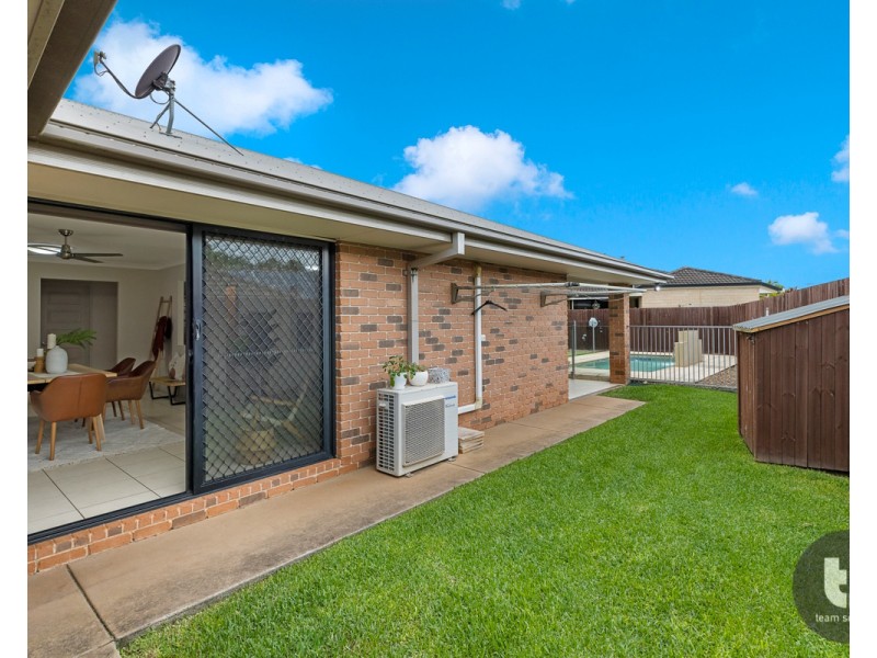 60 Sunningdale Drive, Redland Bay QLD 4165