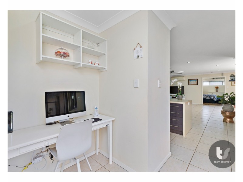 14 Glenjustins Street, Wynnum West QLD 4178
