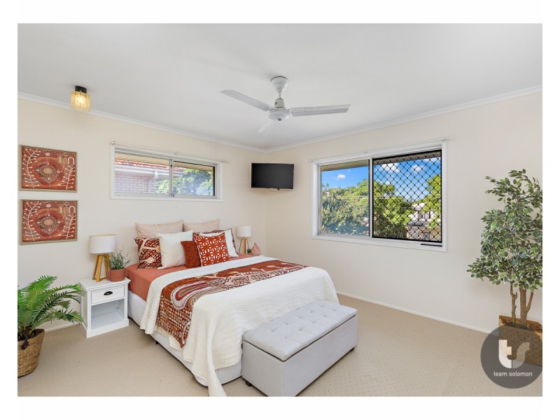 14b Glenjustins Street, Wynnum West QLD 4178