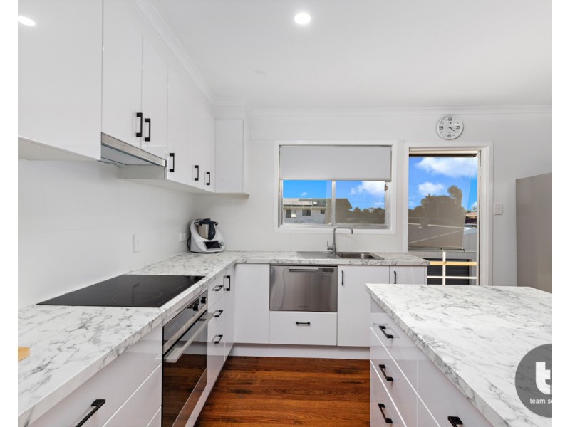 18 Malling Street, Birkdale QLD 4159