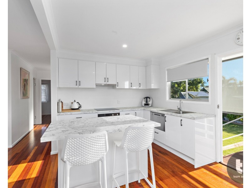 18 Malling Street, Birkdale QLD 4159