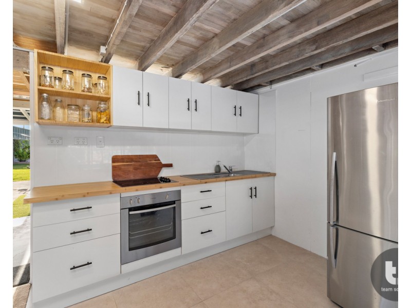 18 Malling Street, Birkdale QLD 4159