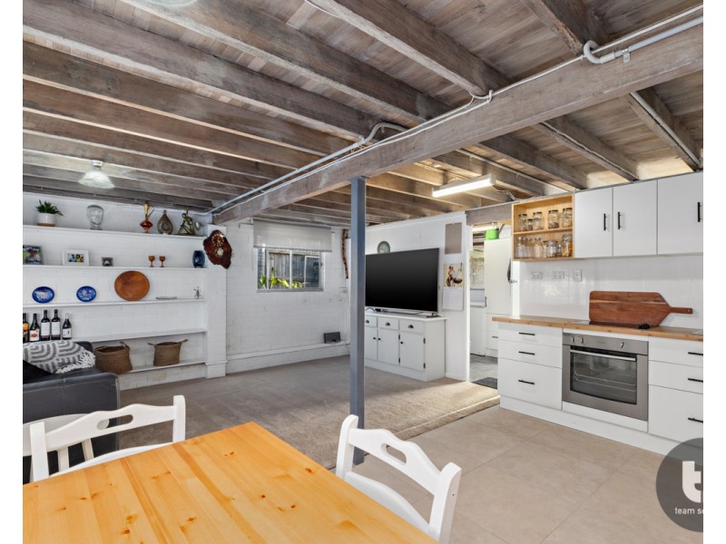 18 Malling Street, Birkdale QLD 4159