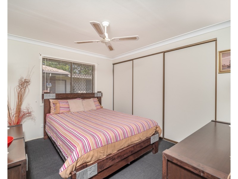 6 Watsonia Street, Redland Bay QLD 4165