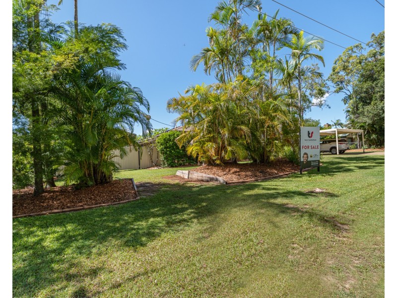 6 Watsonia Street, Redland Bay QLD 4165