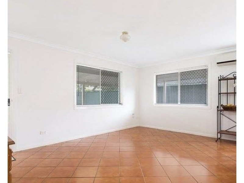 18 Boronia Street, Redland Bay QLD 4165