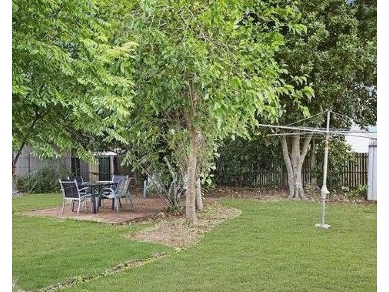 18 Boronia Street, Redland Bay QLD 4165
