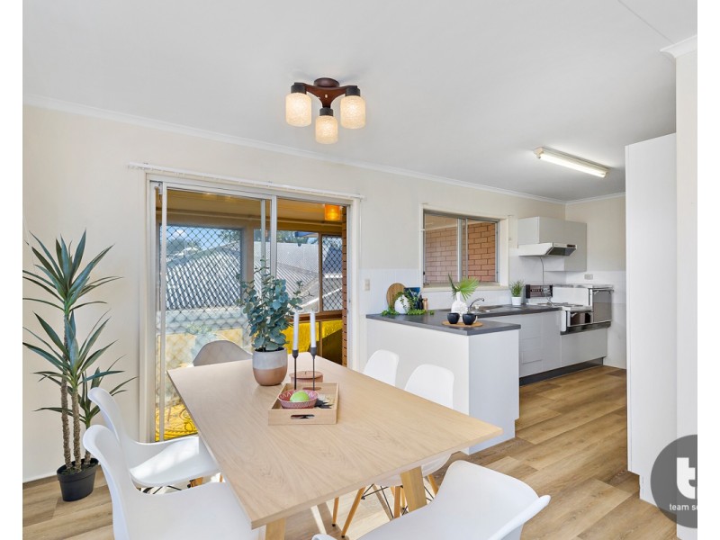 14 Glenjustins Street, Wynnum West QLD 4178