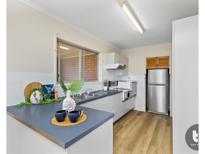 14 Glenjustins Street, Wynnum West QLD 4178