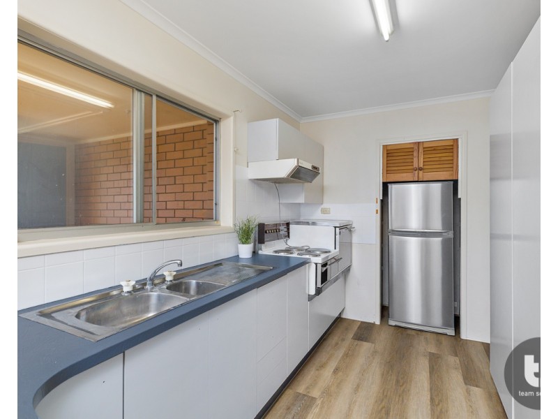 14 Glenjustins Street, Wynnum West QLD 4178