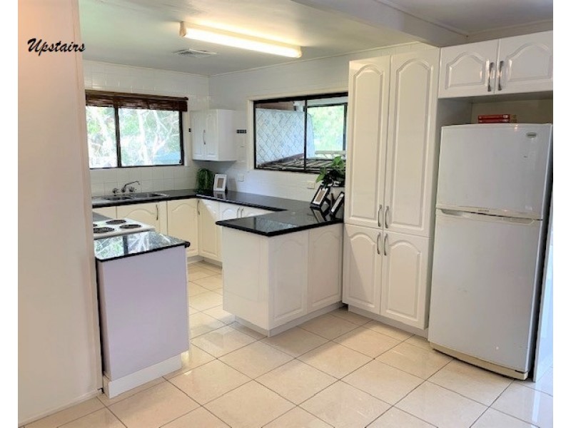 3 Phillips Street, Coochiemudlo Island QLD 4184