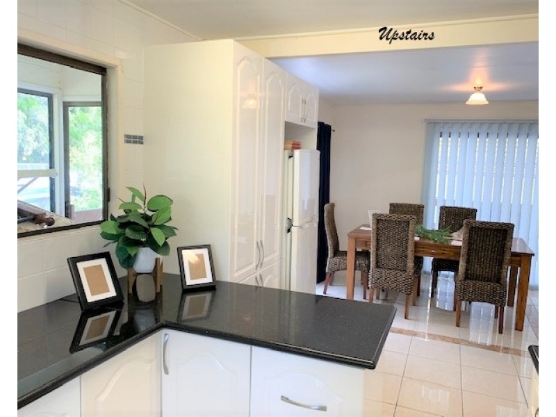 3 Phillips Street, Coochiemudlo Island QLD 4184