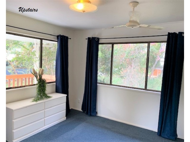 3 Phillips Street, Coochiemudlo Island QLD 4184