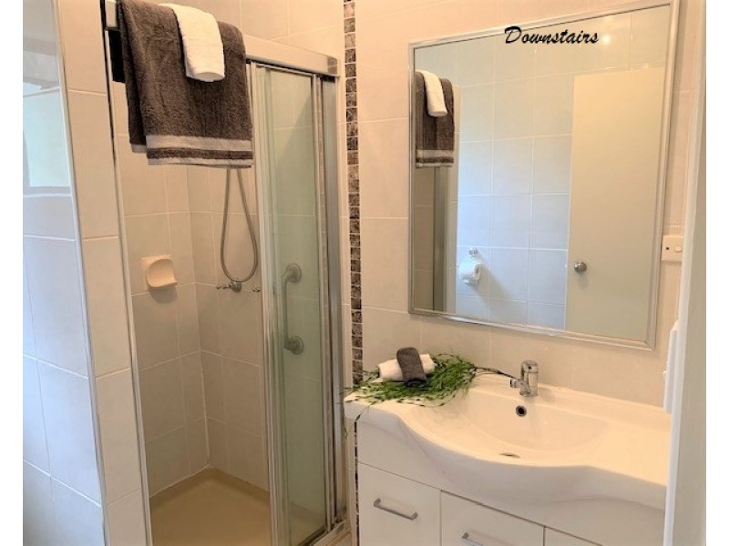 3 Phillips Street, Coochiemudlo Island QLD 4184