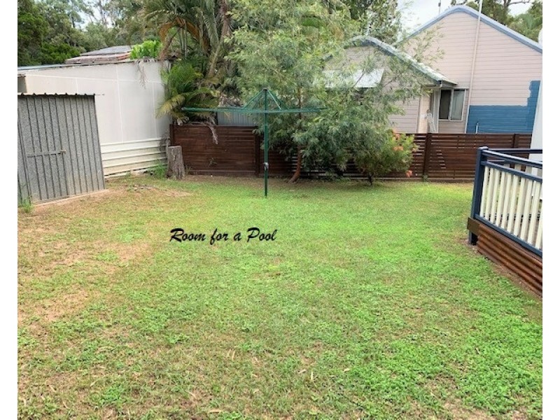 3 Phillips Street, Coochiemudlo Island QLD 4184