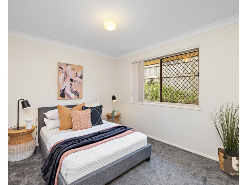 11 Dory Close, Redland Bay QLD 4165