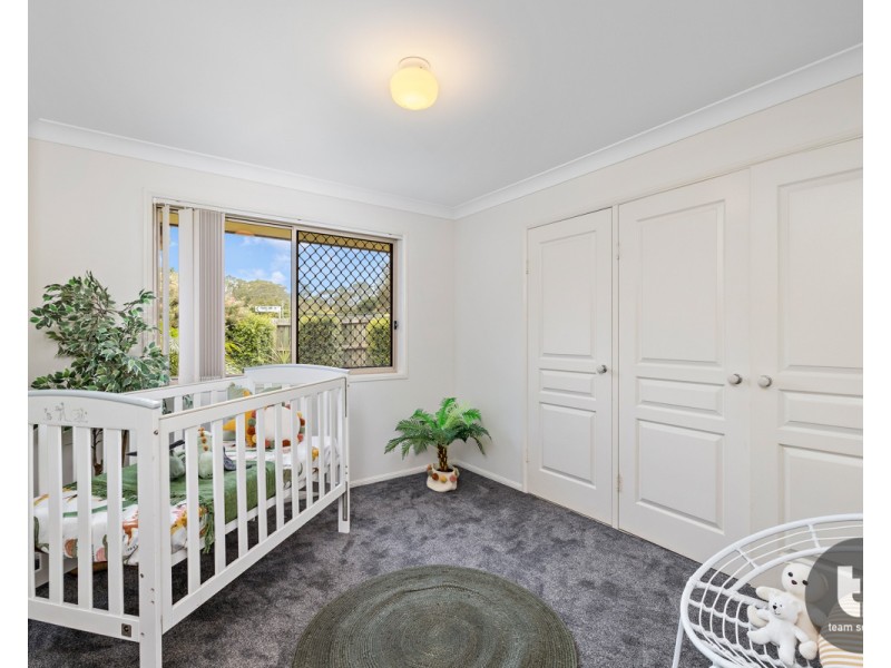 11 Dory Close, Redland Bay QLD 4165