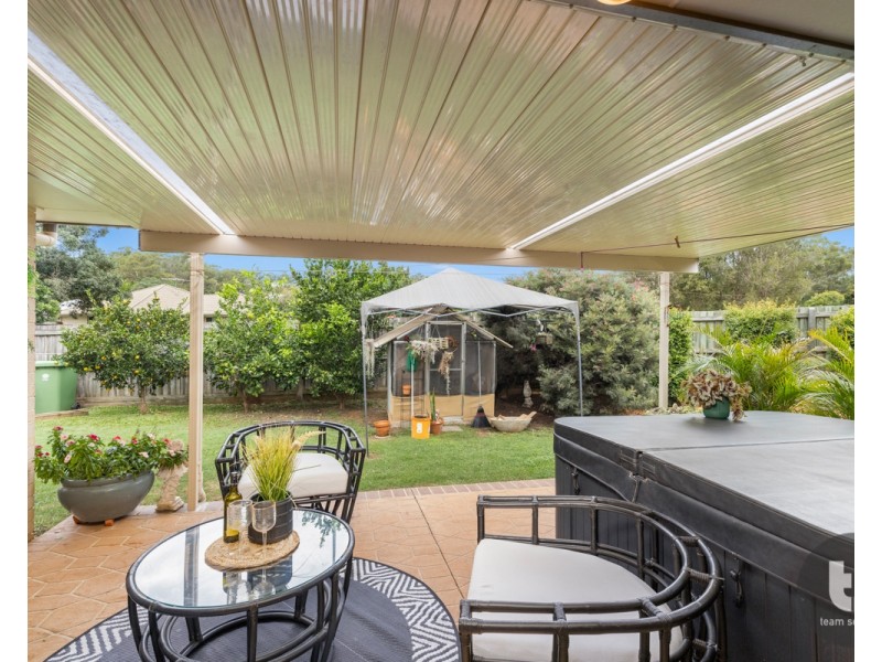 11 Dory Close, Redland Bay QLD 4165