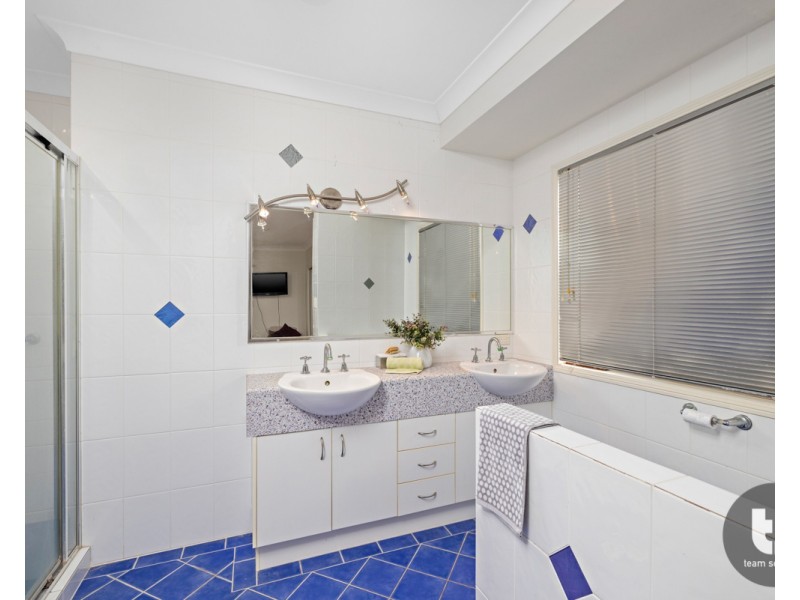 7 Water Gum Place, Thornlands QLD 4164