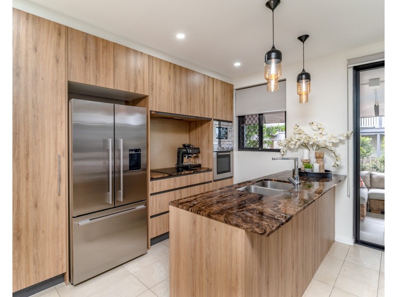 1/23 Waratah Avenue, Carina QLD 4152