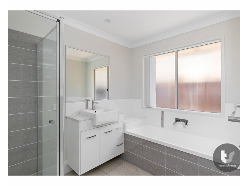 2/283 Main Road, Wellington Point QLD 4160