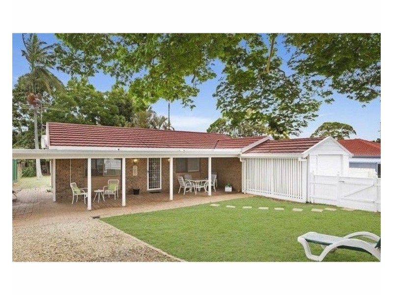 18 Boronia Street, Redland Bay QLD 4165