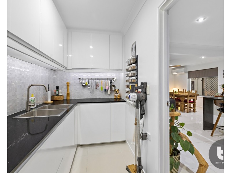 27 Dinwoodie Road, Thornlands QLD 4164