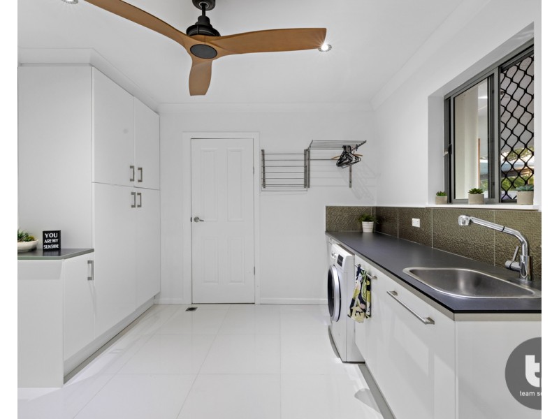 27 Dinwoodie Road, Thornlands QLD 4164