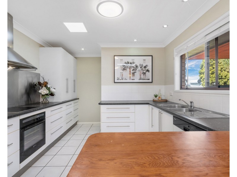 15 Glen Nevis Street, Mansfield QLD 4122