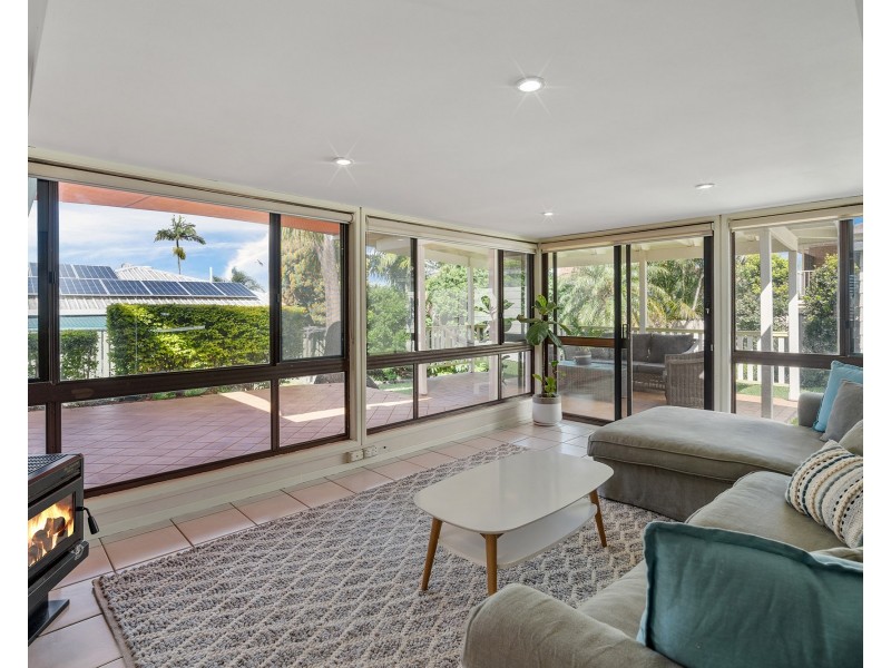 15 Glen Nevis Street, Mansfield QLD 4122