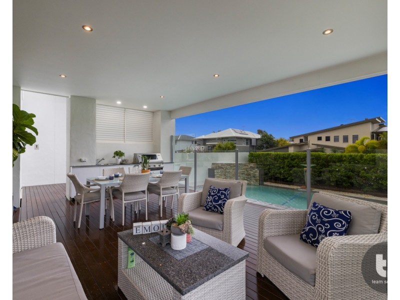 14 Bay Crest Place, Thornlands QLD 4164