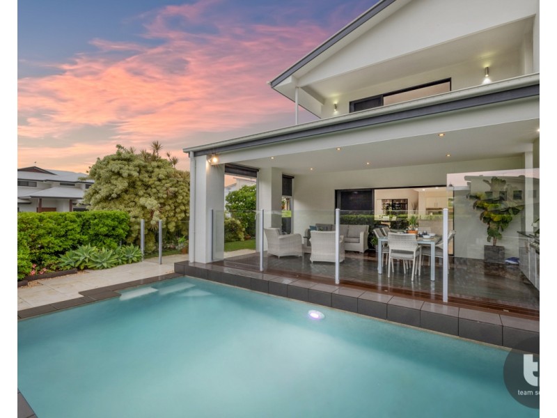 14 Bay Crest Place, Thornlands QLD 4164