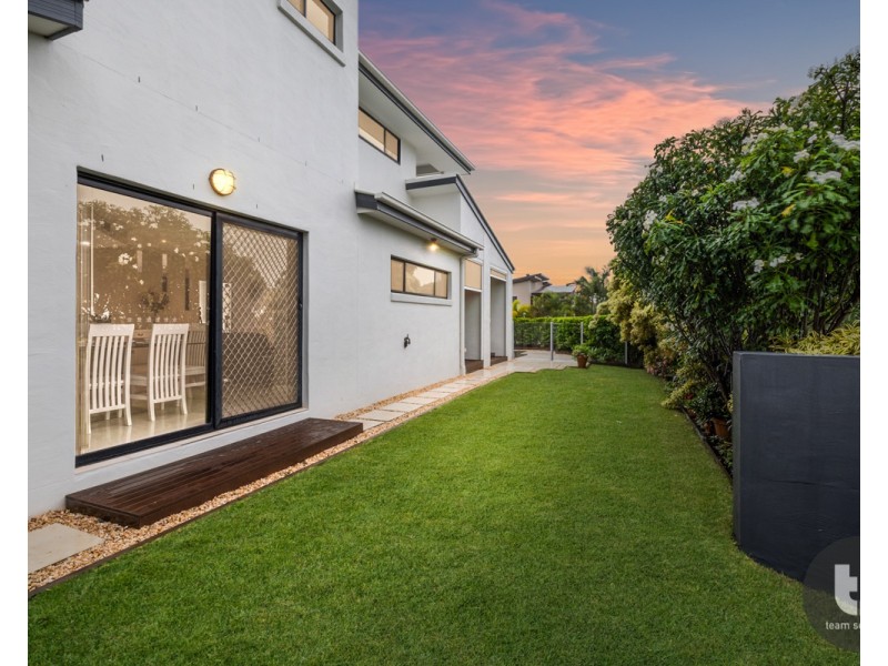 14 Bay Crest Place, Thornlands QLD 4164