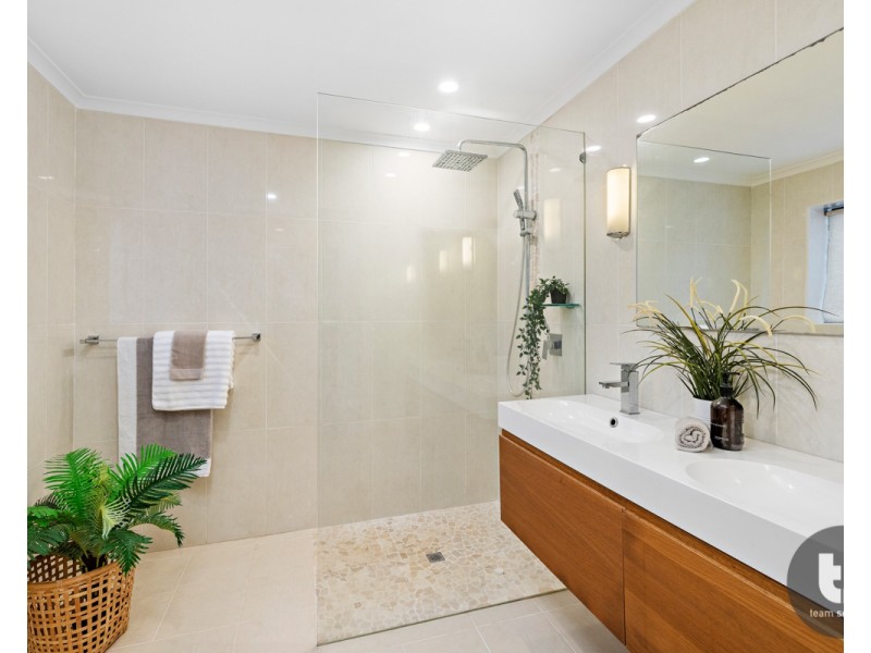 72 Beach Street, Cleveland QLD 4163