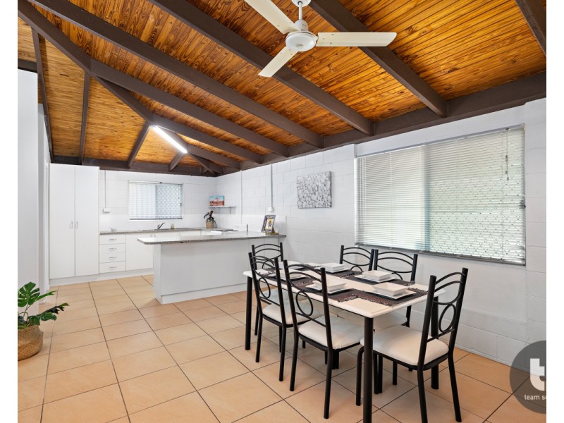 54 Waratah Drive, Crestmead QLD 4132