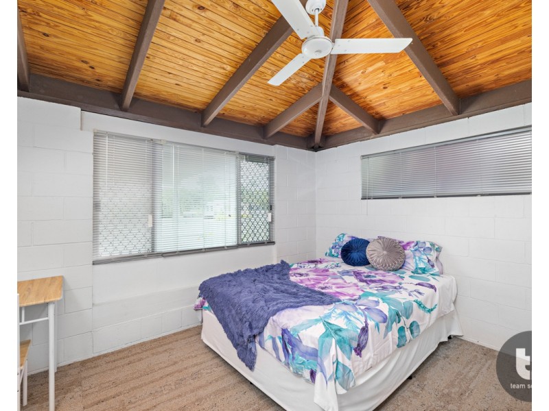 54 Waratah Drive, Crestmead QLD 4132