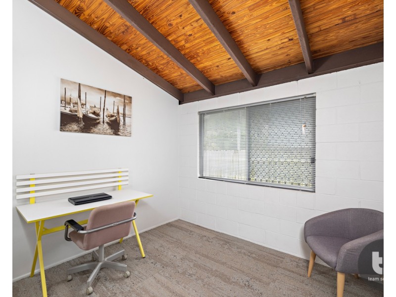 54 Waratah Drive, Crestmead QLD 4132