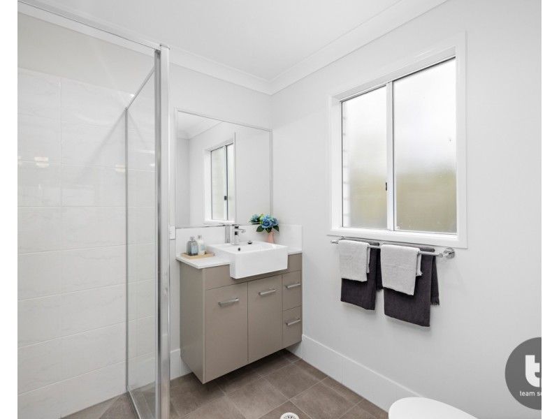 54a Waratah Drive, Crestmead QLD 4132