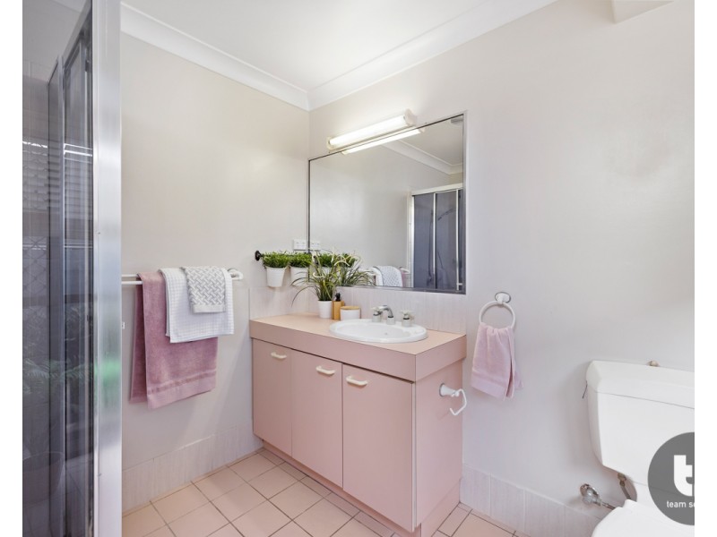 6 Persimmon Court, Capalaba QLD 4157