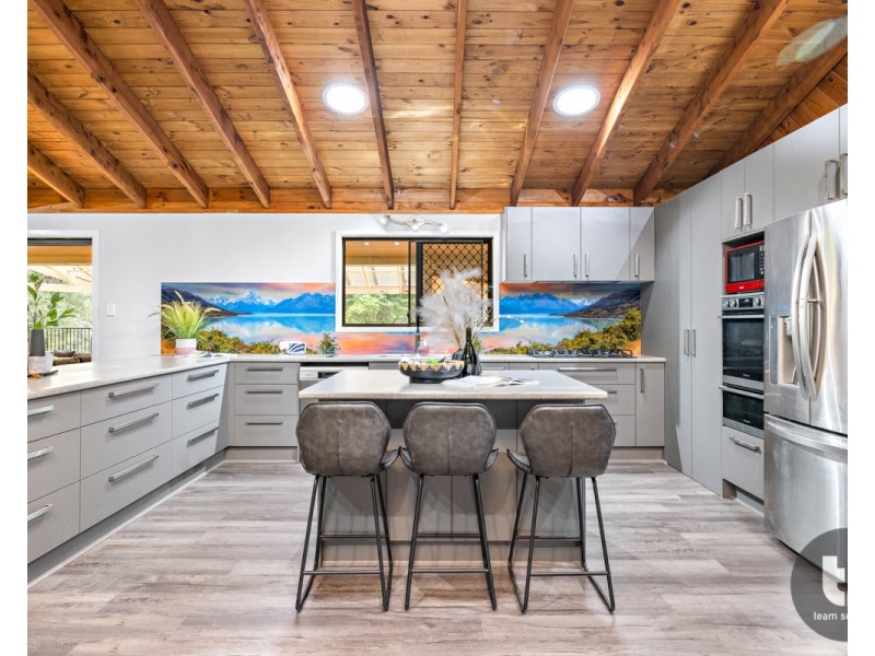 82 Booralie Street, Burbank QLD 4156