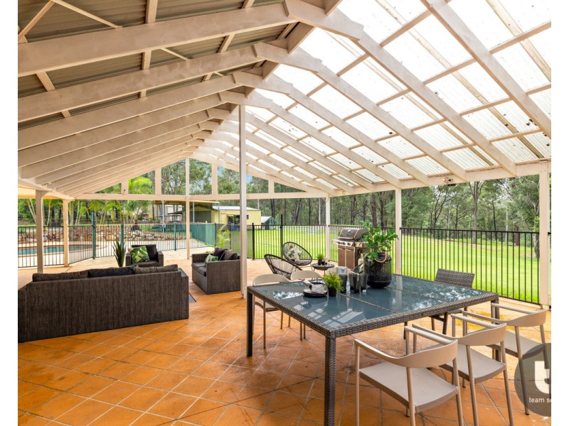 82 Booralie Street, Burbank QLD 4156