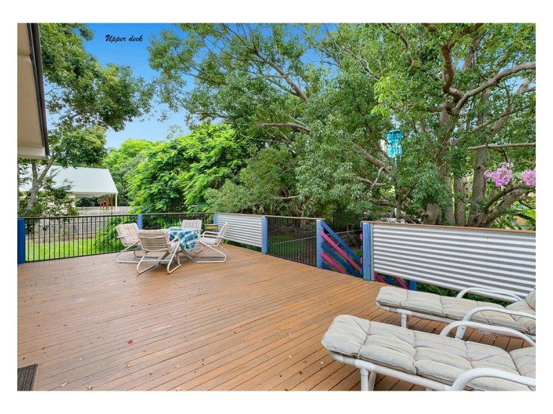 3 Welsby Street, Coochiemudlo Island QLD 4184