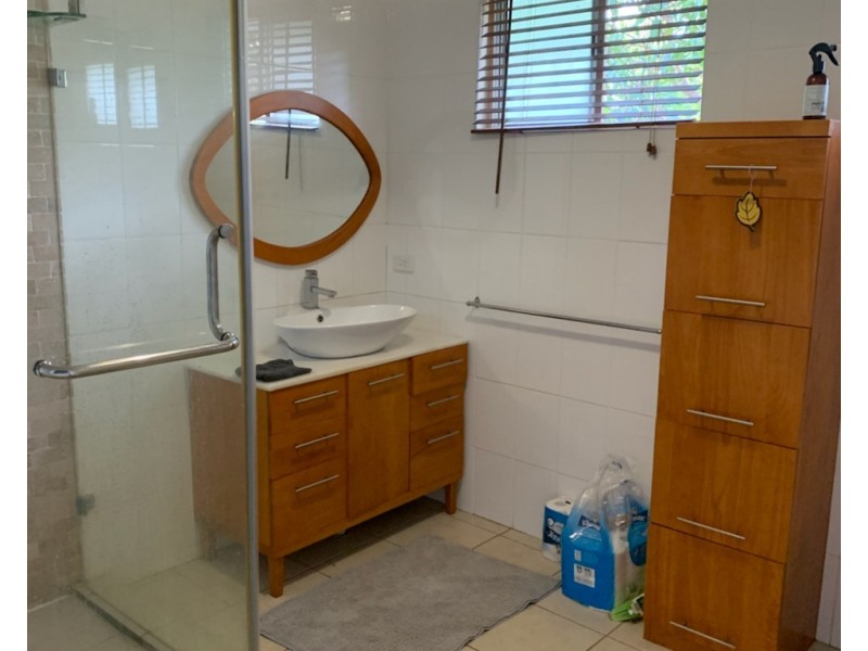 3 Welsby Street, Coochiemudlo Island QLD 4184