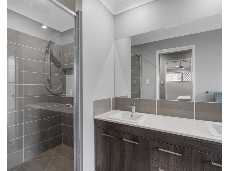 11 Sarsenet Circuit, Mount Cotton QLD 4165