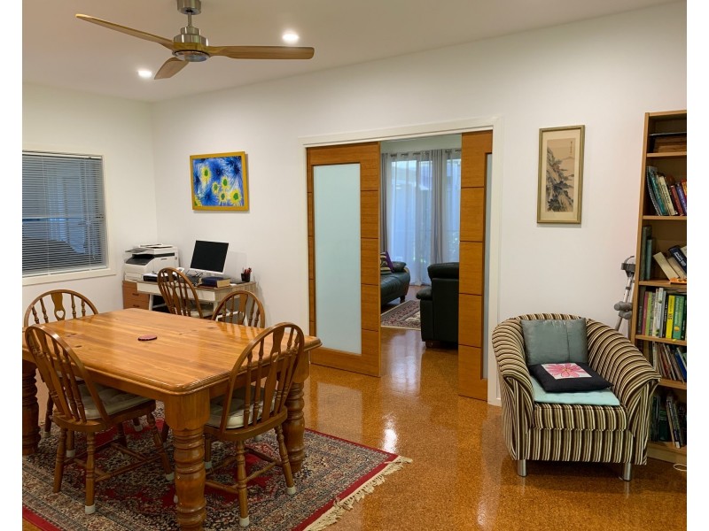 3 Innes Street, Coochiemudlo Island QLD 4184