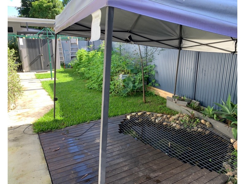 3 Innes Street, Coochiemudlo Island QLD 4184