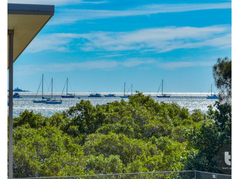 8 White Street, Victoria Point QLD 4165