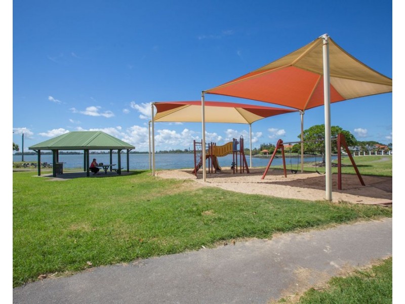 50 Clive Road, Birkdale QLD 4159